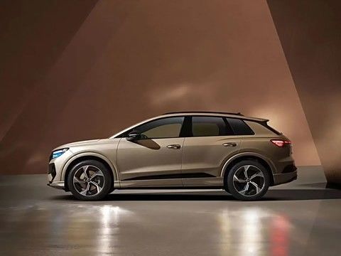 Electric Audi Automobile Q4 E-Tron New Energy 5 posti Sportback 2024 Kirghizistan