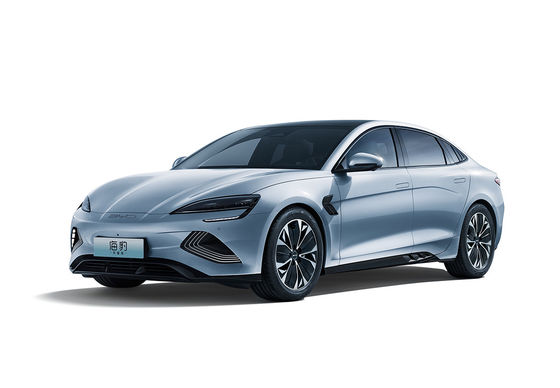 ハイブリッド・電気セダン BYD シール チャンピオン・エディション 電気自動車