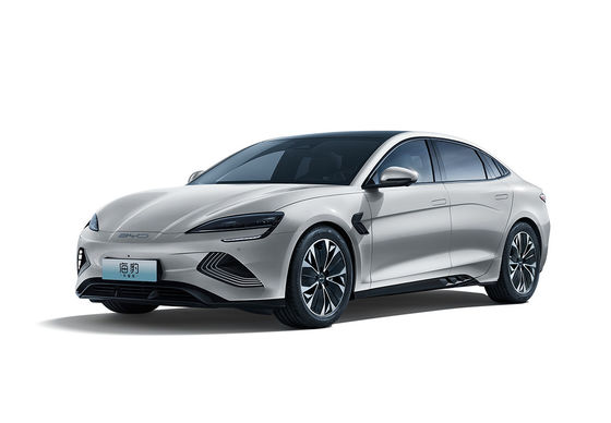 ハイブリッド・電気セダン BYD シール チャンピオン・エディション 電気自動車