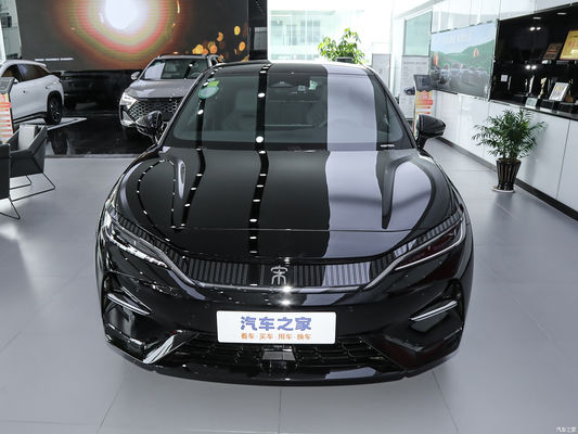 5 porte 5 posti BYD Song L EV 602 km SUV a quattro ruote motrici ed eccellenza nel design